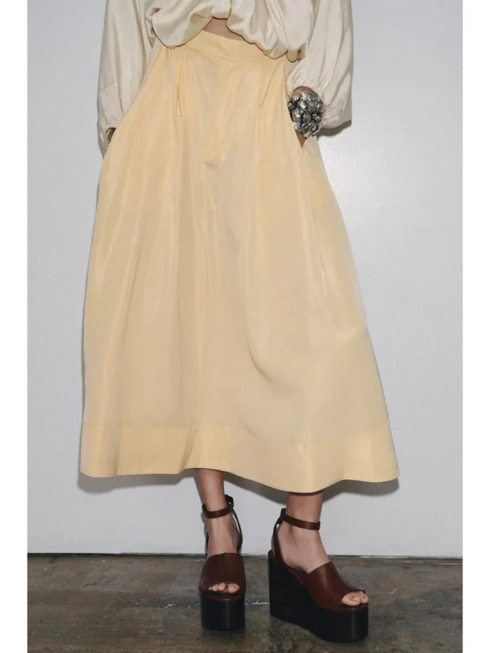 Zara ZW Womens Midi Skirt XS Yellow High Waist A-Line Flare 2484/065 NWT